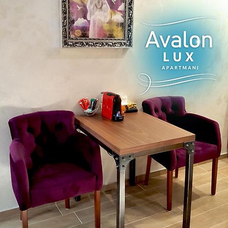 Avalon Lux Studio Apartment Novi Sad Luaran gambar