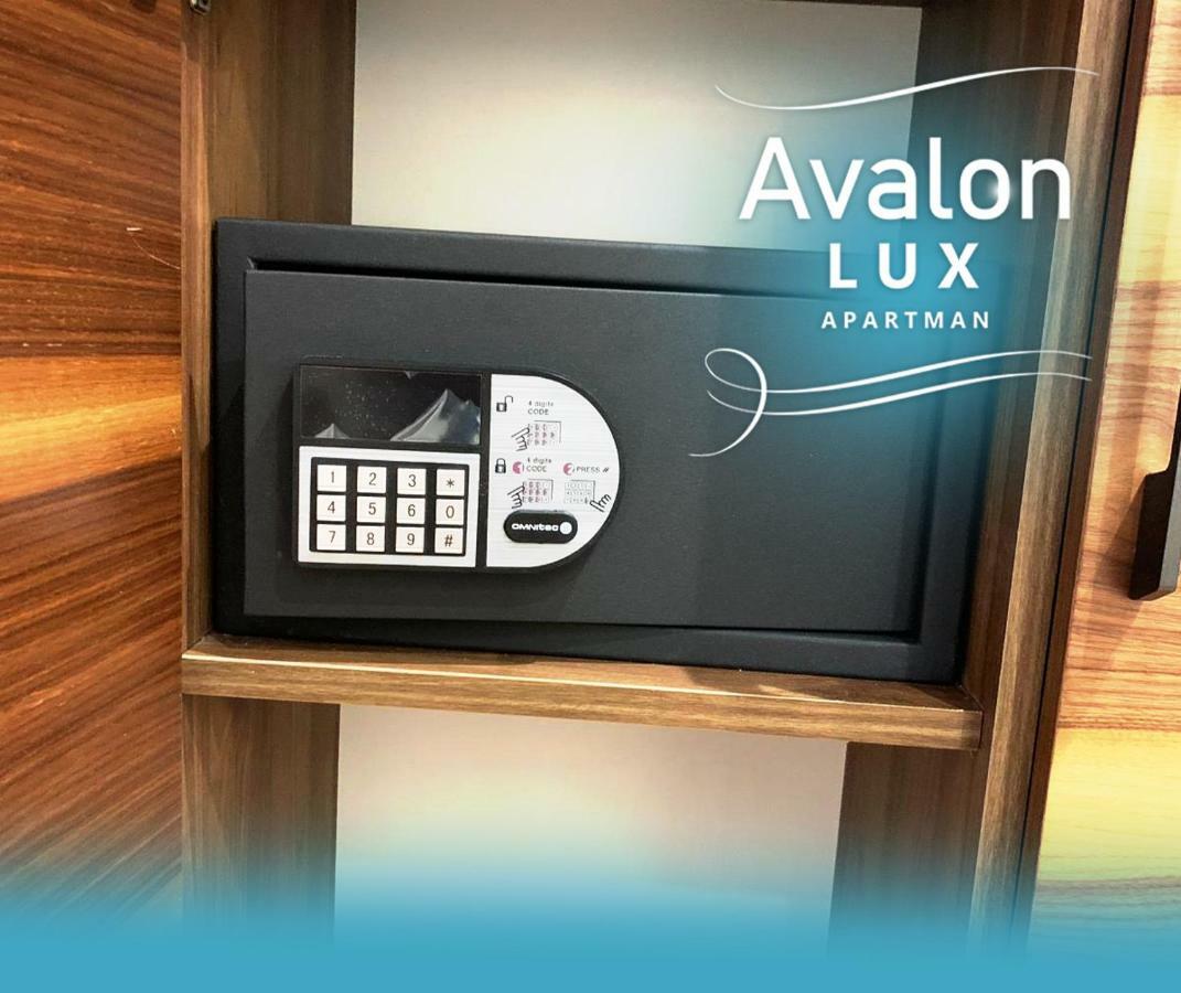 Avalon Lux Studio Apartment Novi Sad Luaran gambar